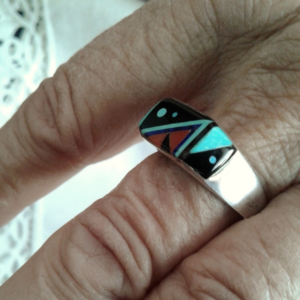 Vintage Native American Zuni Multistone Ring - Picture 3 of 11